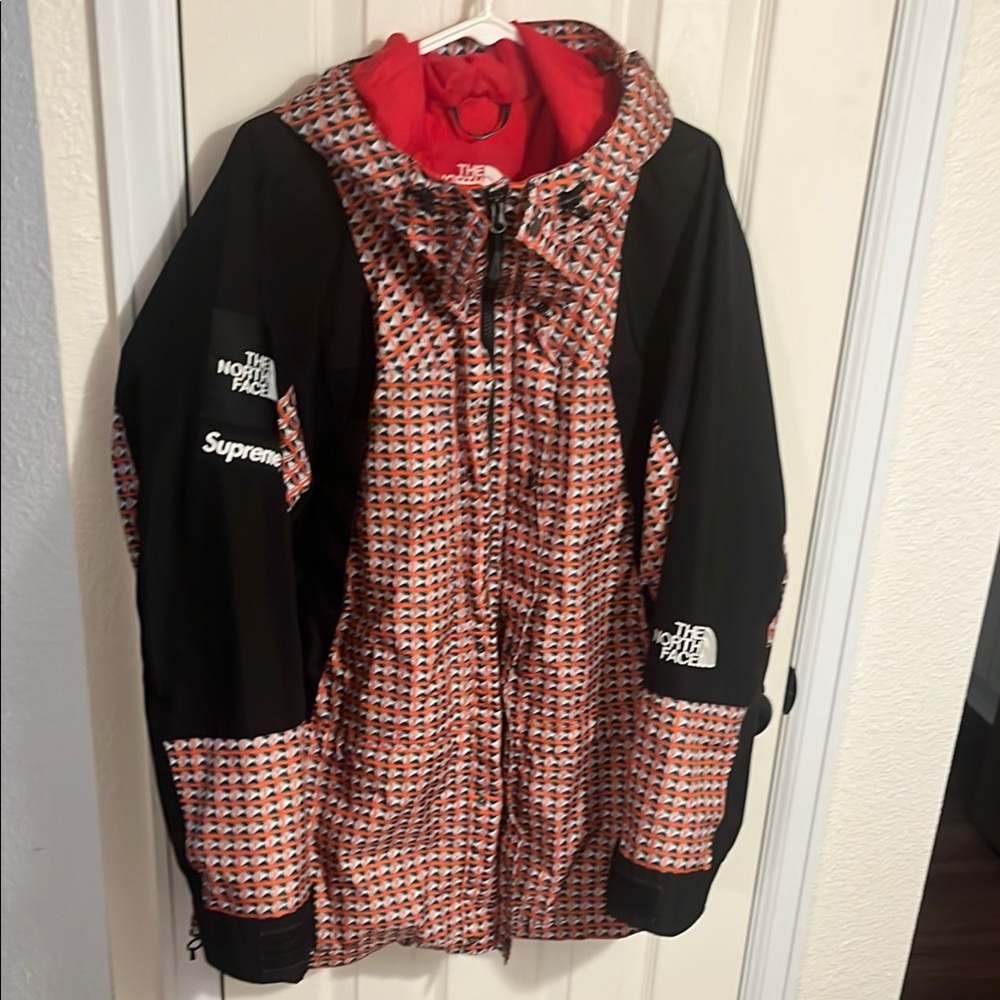 Supreme x The North Face Mountain Light Jacket